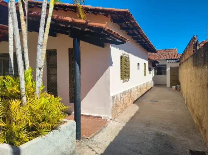 Casa de 3 Quartos - Residencial Guanabara