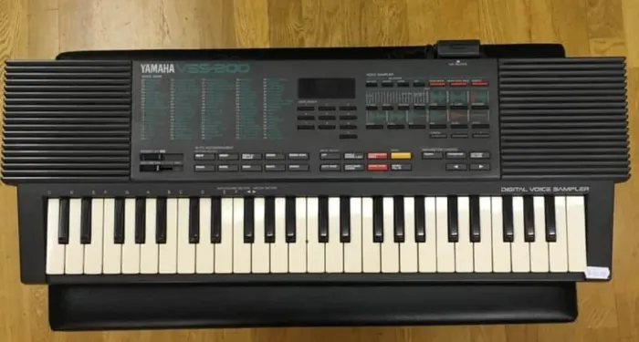 Teclado Yamaha vs 200