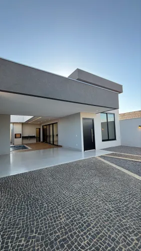 Vendo casa na 1503 sul