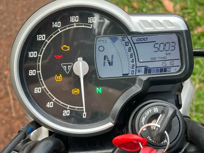 Triumph Speed 400 2025