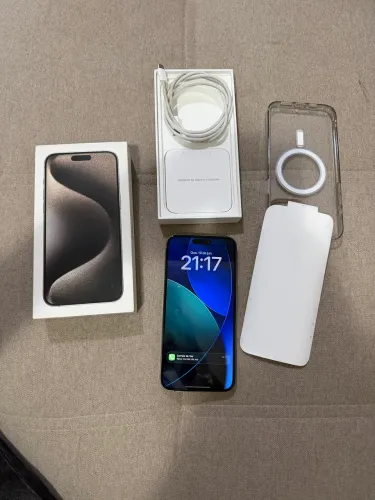 iPhone 15 pro max titanium natural 256gb - 85% saúde