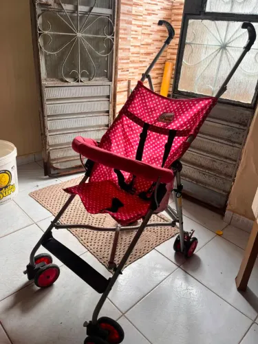 Carrinho de Bebê ( Minnie ) Feminino