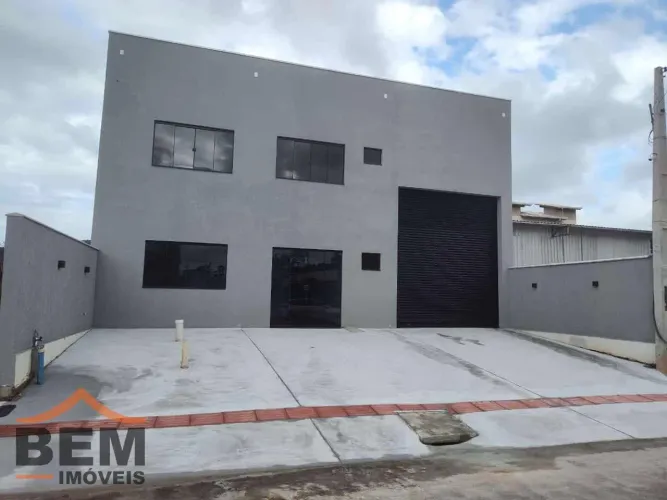 Galpão à venda, 279 m² por R$ 1.800.000,00 - Bairro Rio Pequeno - Camboriú/SC