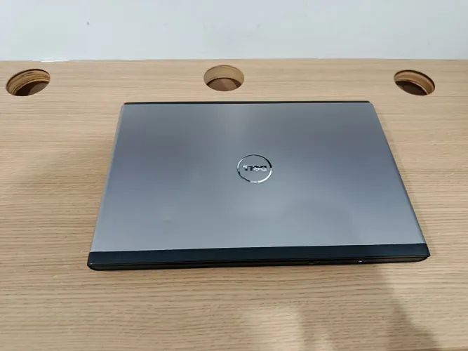 Notebook Dell vostro 3500 i5 4gb ram 240ssd