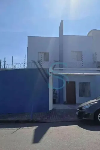 Casa na zona Oeste
