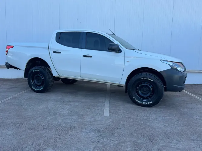Mitsubishi L200 Triton Sport GLS 2.4 CD Diesel Aut. 2022