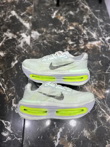 Nike Vomero Importado, Academia, Corrida, Caminhada, Passeio, Dia a Dia ! 