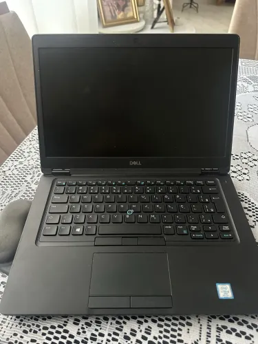     Notebook Dell Latitude 5490 i5 8 geração Conservado, Ideal para Trabalhar