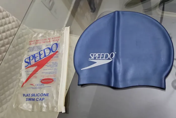 Toca de natação speedo - usado 2 vezes