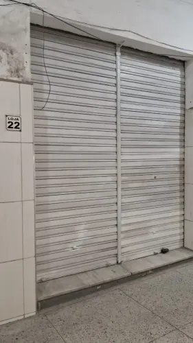 Loja em galeria medindo 4x14 mts no Rocha - São Gonçalo - RJ
