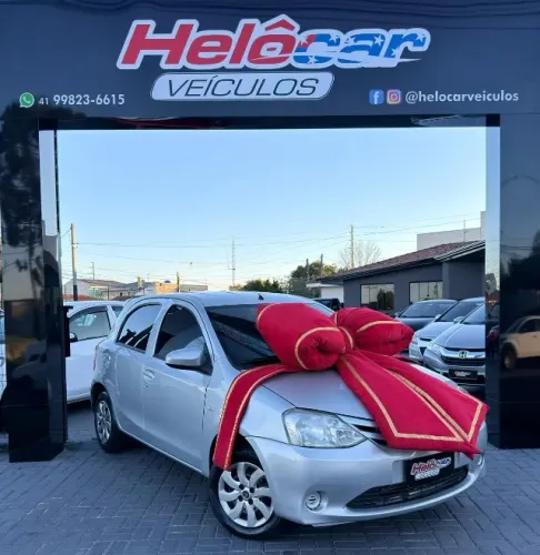 Toyota Etios X 1.3 Flex 16V 5P Mec. 2014