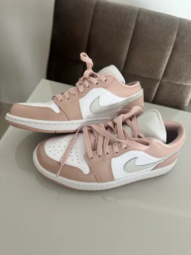 Tenis Jordan Nike