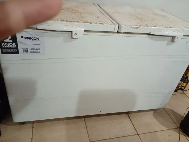 Vende- se 3 freezers para Distribuidora de Bebidas