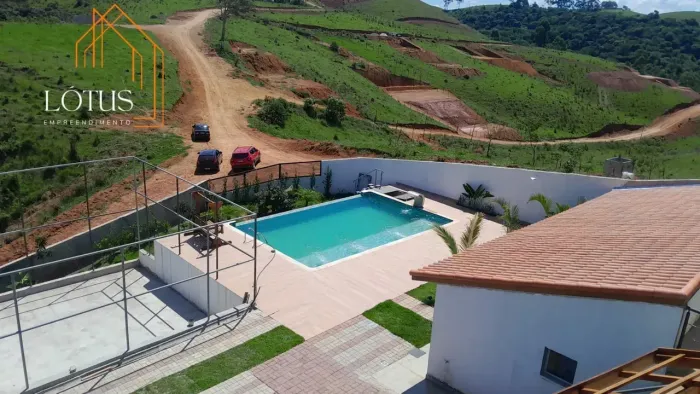 SUA CHÁCARA COM PISCINA EM IGARATÁ - SP