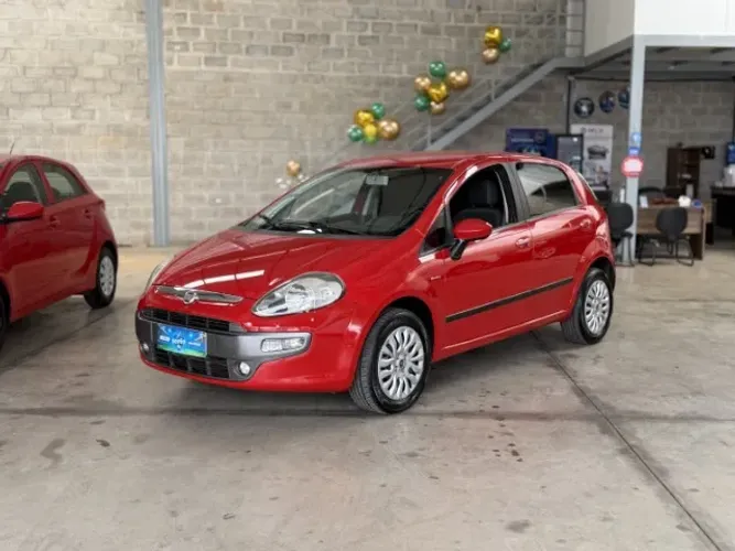 Fiat Punto Essence 1.6 Flex 16V 5P 2014