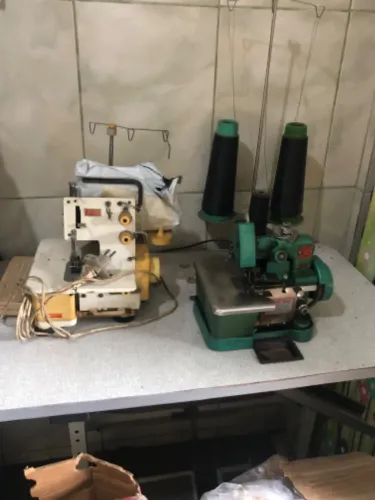 Máquinas de costura semi indústrias overloque e colarete