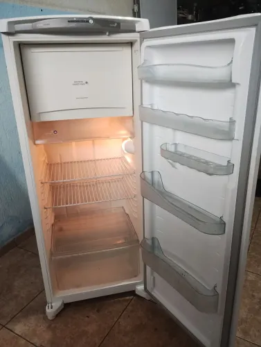 Geladeira Consul com garantia