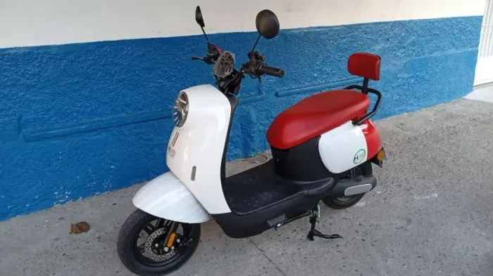 Scooter Retro 1000w ( semi nova)*