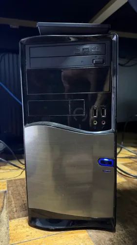 Computador desktop i3