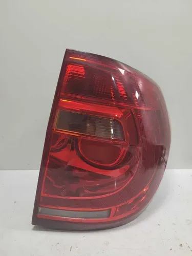 Lanterna Traseira Direita Volkswagen Fox 2011 A 2014 Direito/passageiro Vermelha