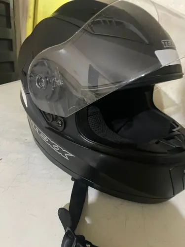 Capacete tamanho 58