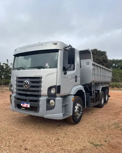 CAMINHÃO CAÇAMBA 24-250
