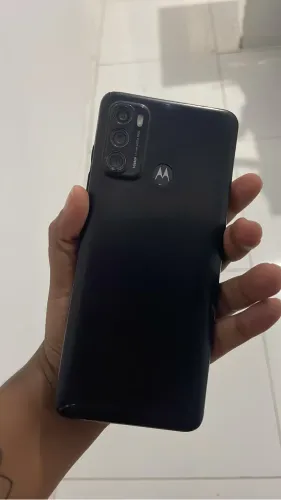 Celular motoG60 semi novo, funcionando perfeitamente.