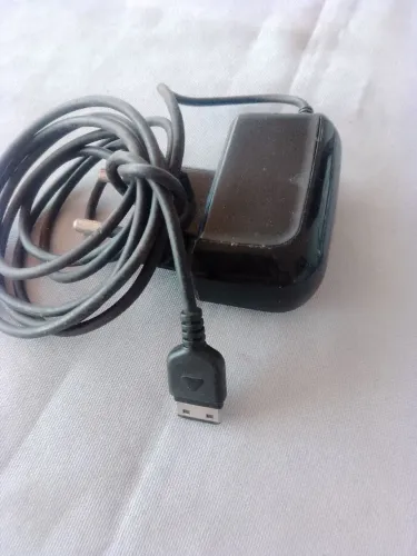 Vendo.carregador.antigo.samsung.zap. *