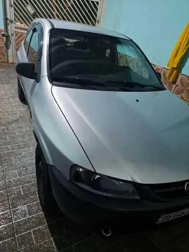 Chevrolet Celta 1.0/super/n.piq.1.0 MPFI VHC 8V 3P 2002