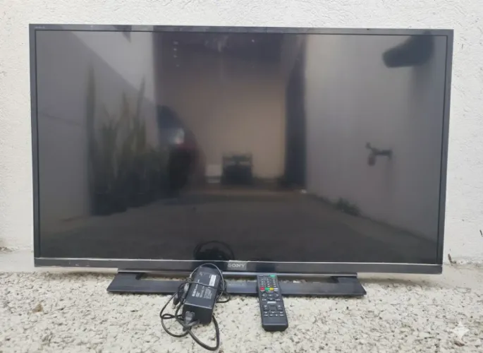 Televisão Sony 42 polegadas - sem imagem - apenas com som