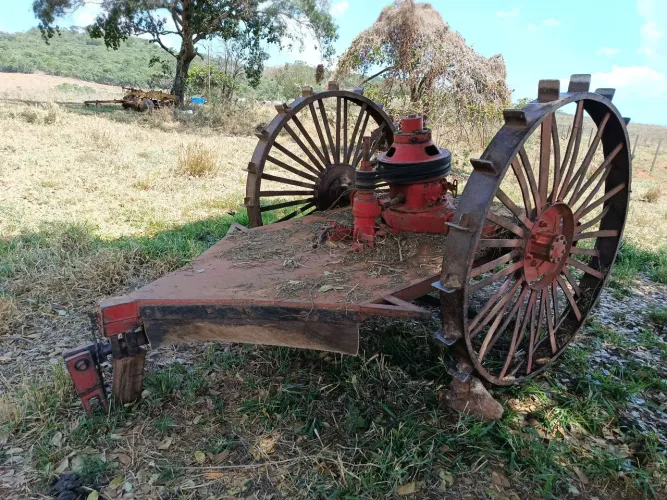 Roçadeira arrasto para tratores