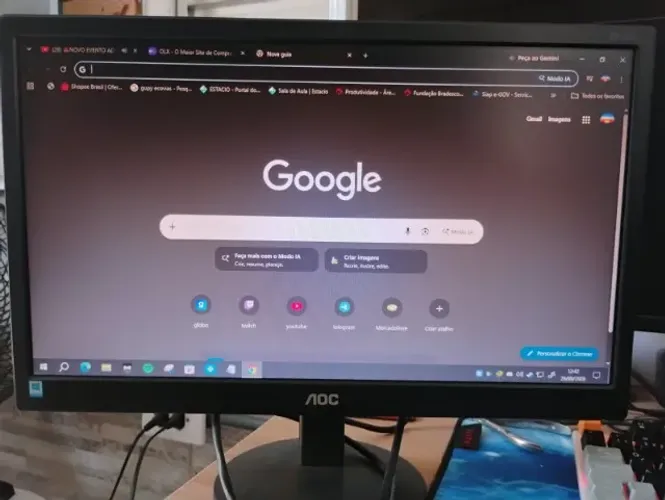Monitor AOC