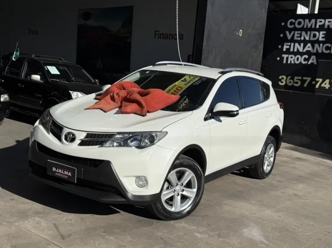 Toyota RAV4 2.0 4X2 16V Aut. 2013