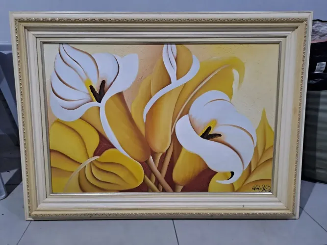 QUADRO DECORATIVO - LÍRIOS EM TONS DE AMARELO E BRANCO