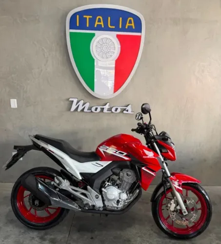 CB 250 F TWISTER 2022 ZERA BX KM IMPECÁVEL FINANCIAMOS