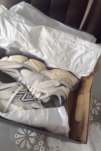 TENIS NB 9060