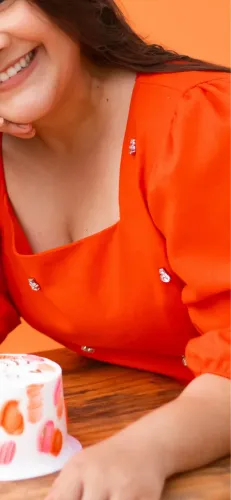 Vestido de linho laranja com pedraria