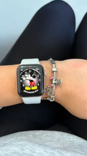 Apple Watch Rose gold - Série 4 - 40mm 