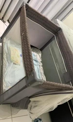 Berço Portátil Infanti Sereno Completo + Mosquiteiro e Troca