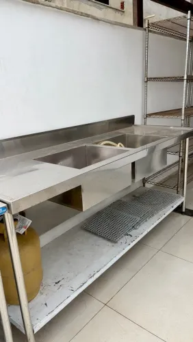 Mesa Bancada Com 2 Cubas Pia Inox Industrial 200x60x90