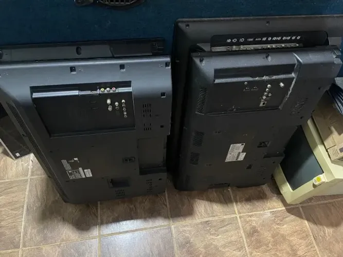 Lote de TVs com Defeito