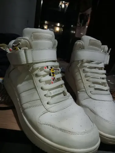 Adidas Team Mid Top conservado