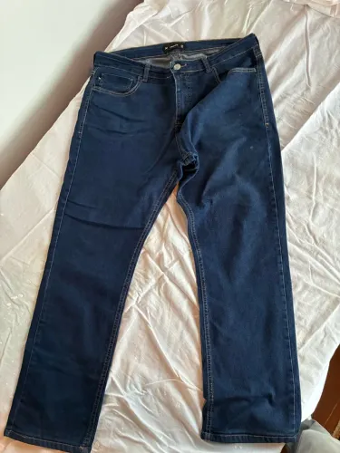Linda calça jeans Hering 46 praticamente nova