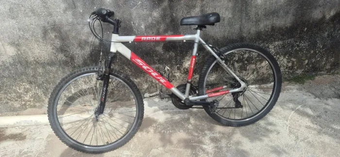 Bicicleta usada 250$