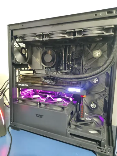 Pc gamer AMD Ryzen 9 9900x Rx 9070xt