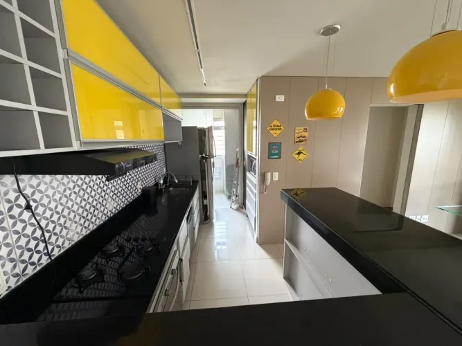 MOBILIADO NO VILA DA SERRA