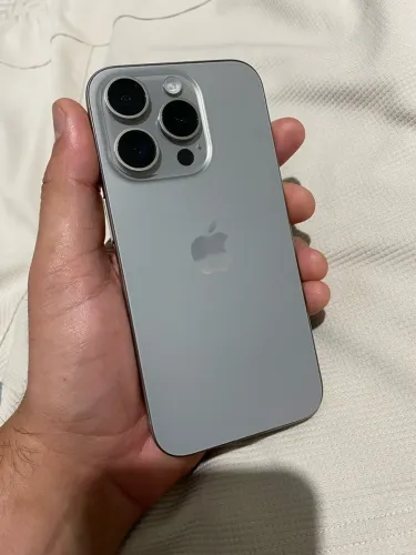 iPhone 15 pro 128GB