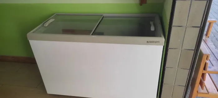 Freezer com defeito .. 