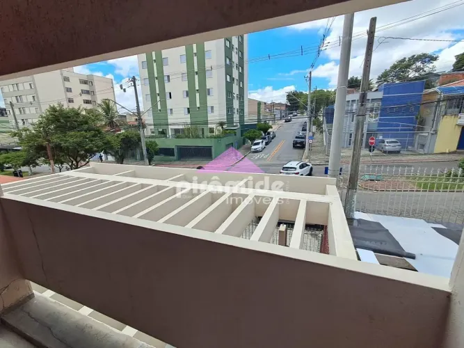 Sobrado no Jardim Bela Vista em São José dos Campos
