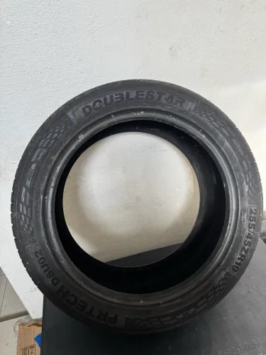 Par de pneus 255/45/19 prtech 